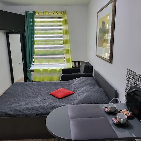Apartamenty Galeria Polnocna Varsovie Extérieur photo