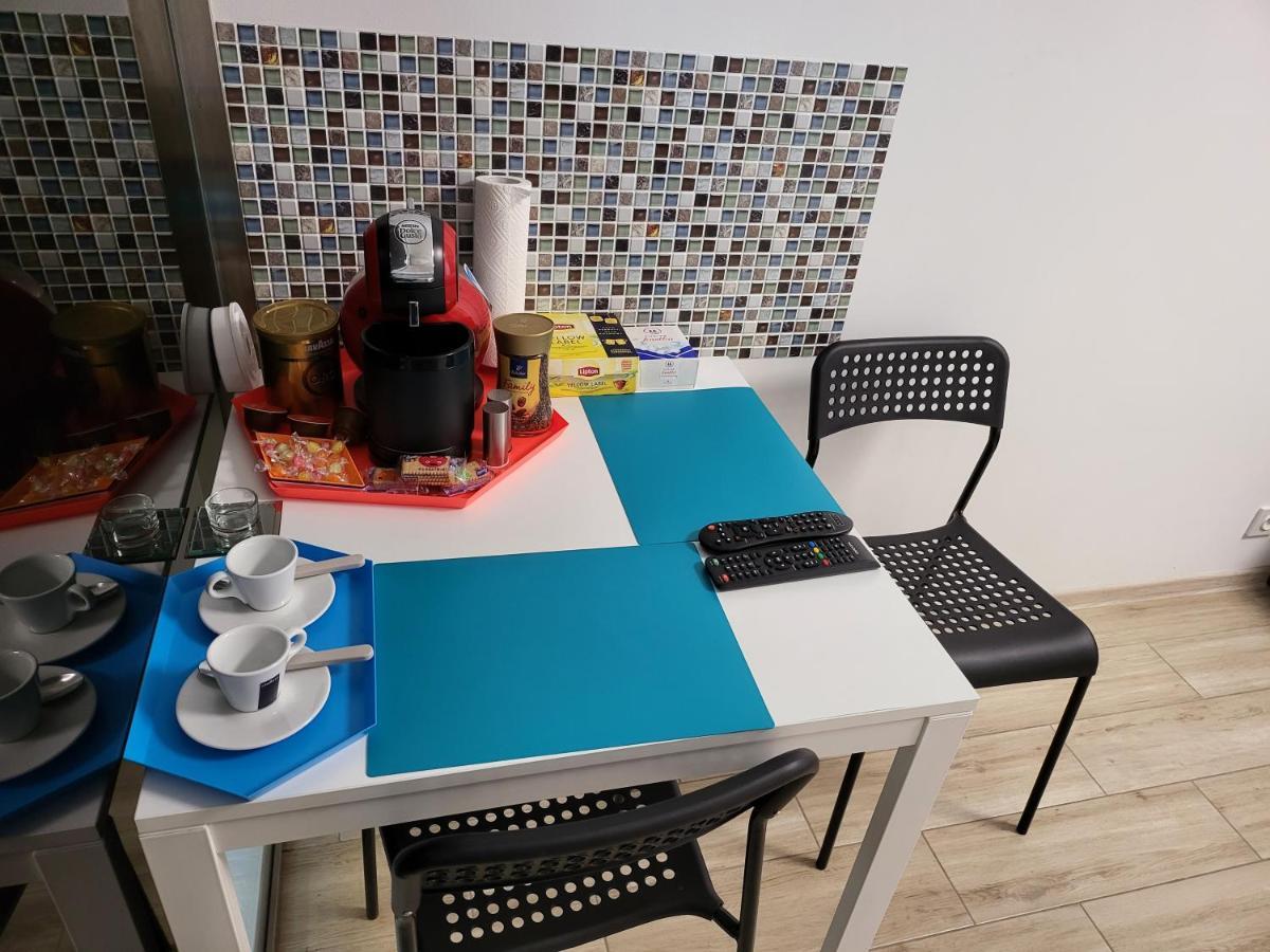 Apartamenty Galeria Polnocna Varsovie Extérieur photo